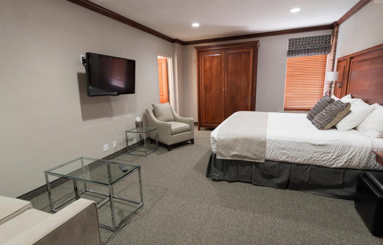 Hillsdale College Dow Hotel And Conference Center 外观 照片
