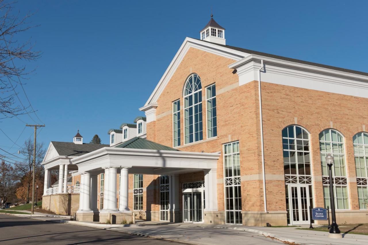 Hillsdale College Dow Hotel And Conference Center 外观 照片